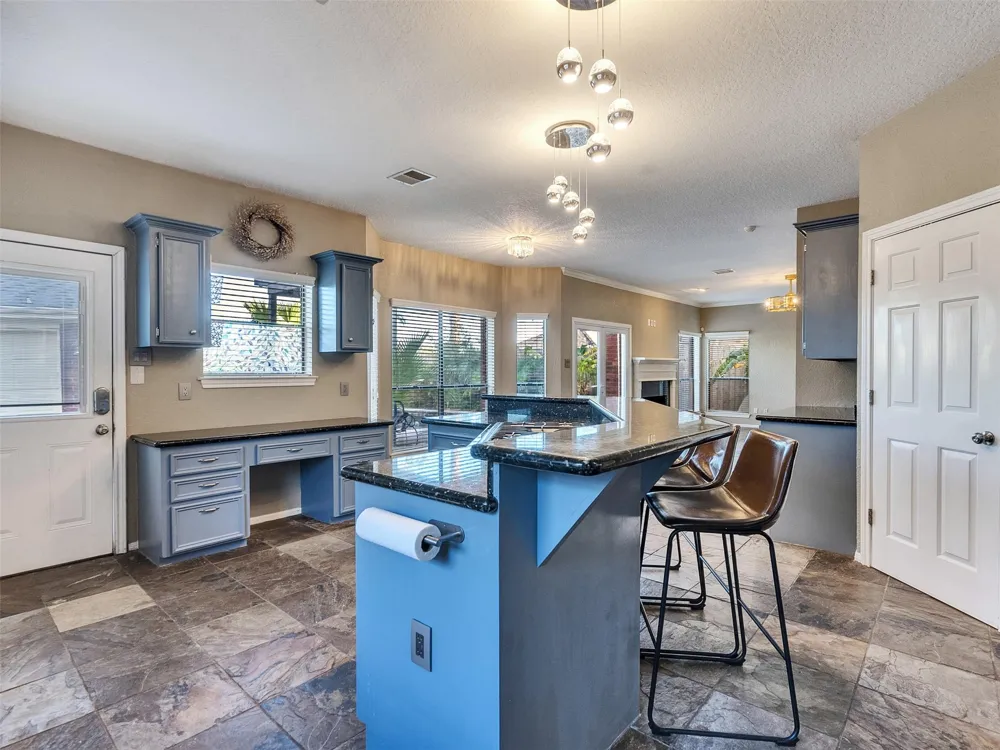 114 Bayou Bend Drive League City, TX 77573