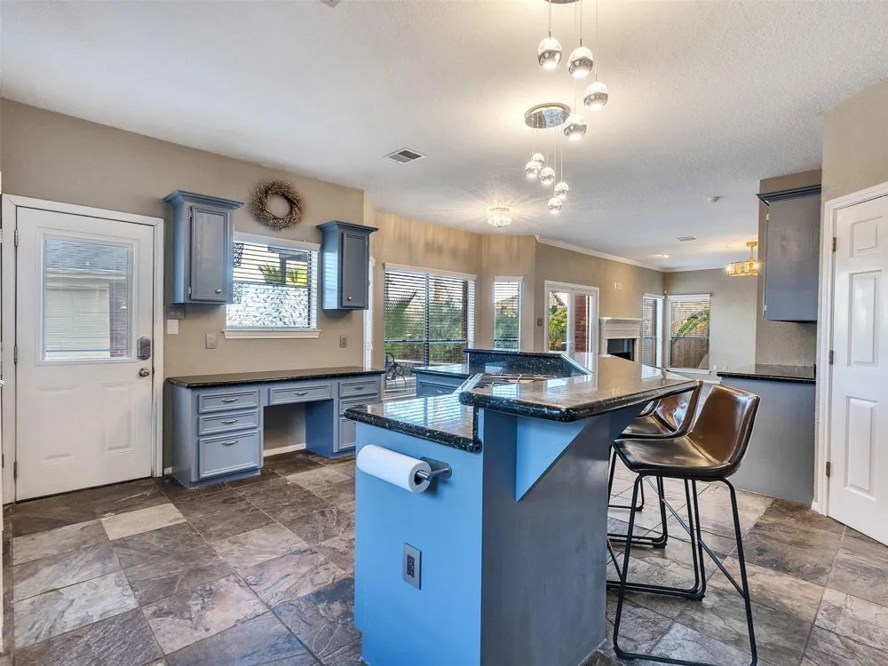 114 Bayou Bend Drive League City, TX 77573