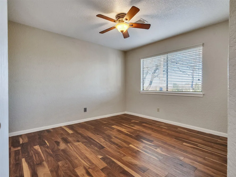 114 Bayou Bend Drive League City, TX 77573