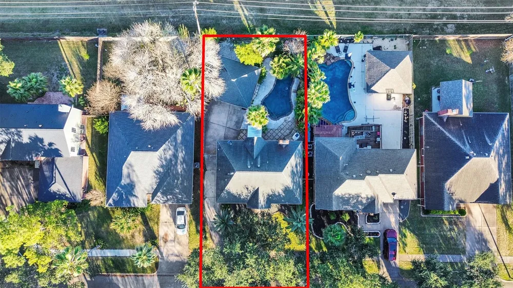 114 Bayou Bend Drive League City, TX 77573