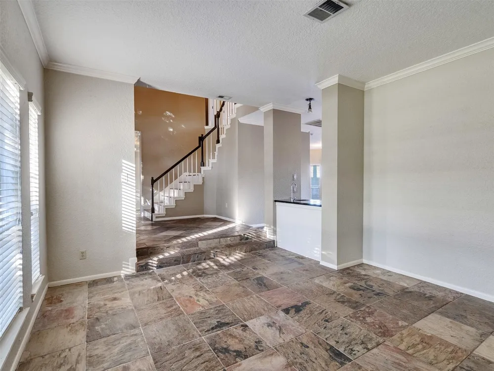 114 Bayou Bend Drive League City, TX 77573
