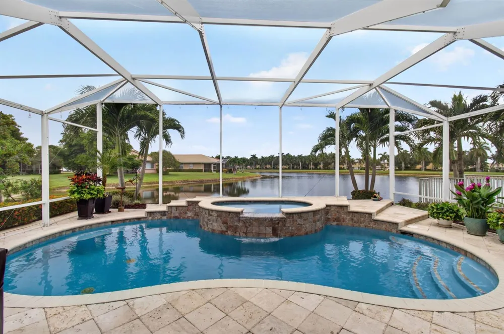 2271 Egret Cove Drive West Palm Beach, FL 33411