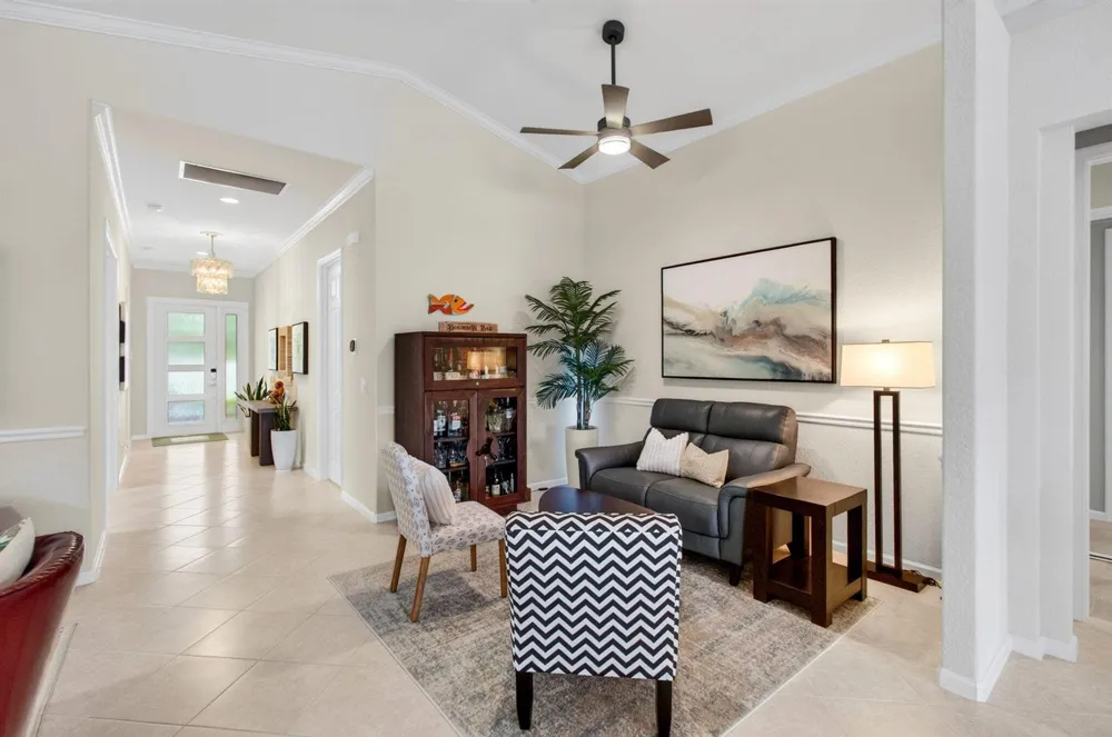 2271 Egret Cove Drive West Palm Beach, FL 33411