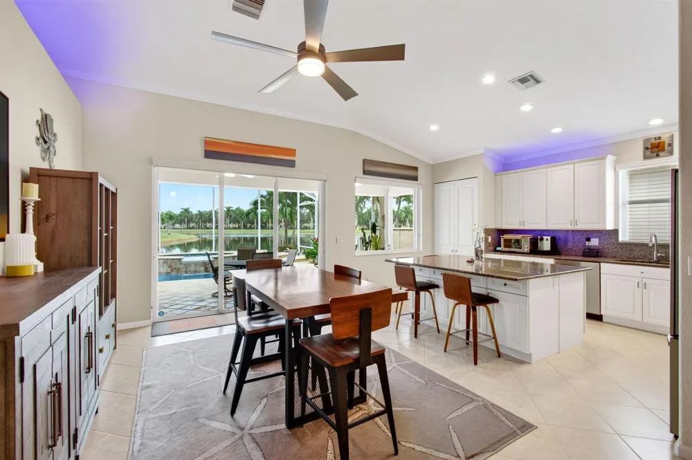 2271 Egret Cove Drive West Palm Beach, FL 33411