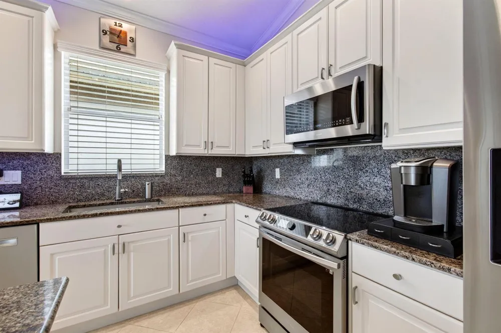 2271 Egret Cove Drive West Palm Beach, FL 33411