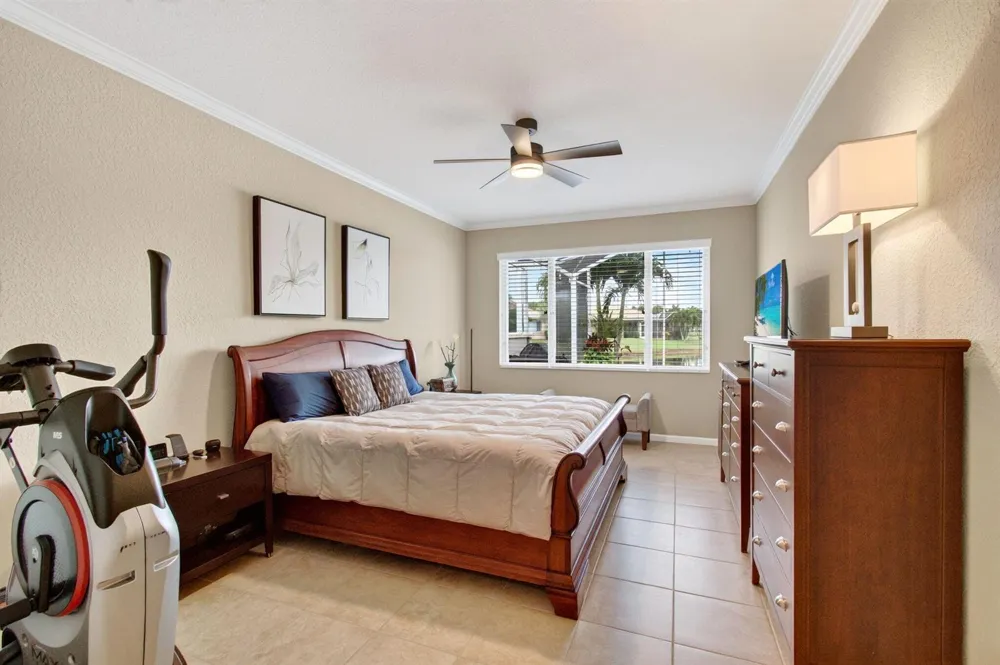 2271 Egret Cove Drive West Palm Beach, FL 33411