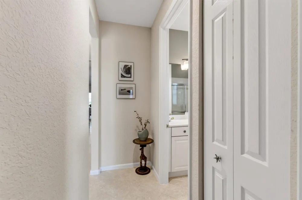 2271 Egret Cove Drive West Palm Beach, FL 33411