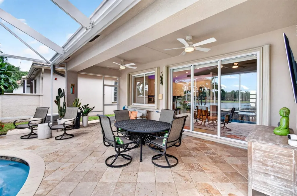 2271 Egret Cove Drive West Palm Beach, FL 33411