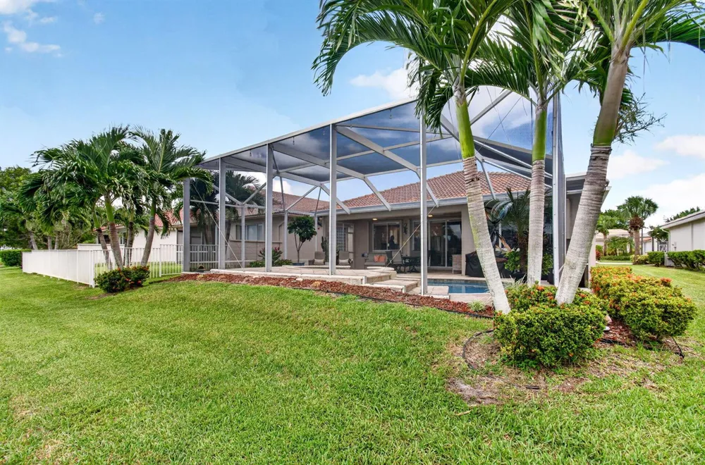 2271 Egret Cove Drive West Palm Beach, FL 33411