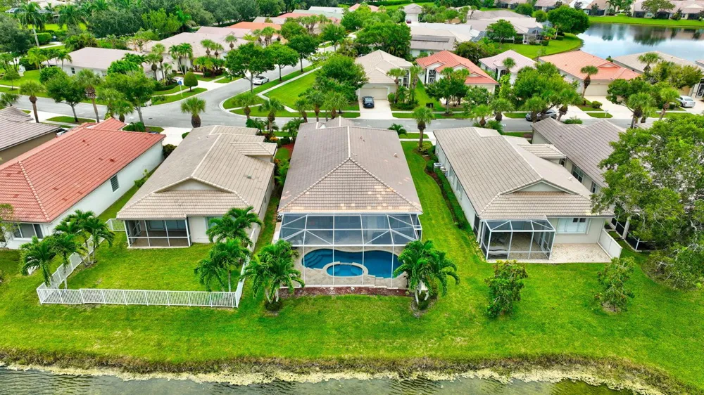 2271 Egret Cove Drive West Palm Beach, FL 33411