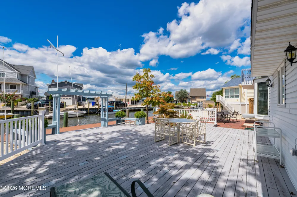 39 Lagoon Drive E Brick, NJ 08723