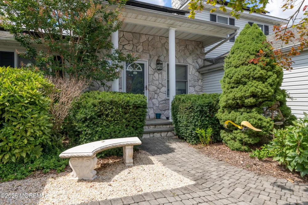 39 Lagoon Drive E Brick, NJ 08723
