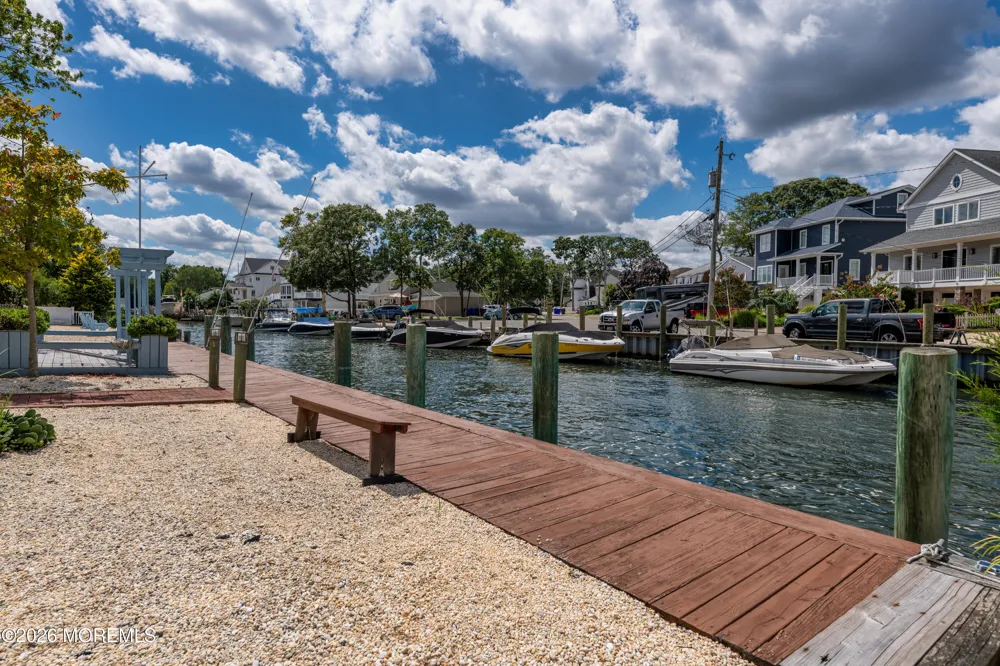 39 Lagoon Drive E Brick, NJ 08723