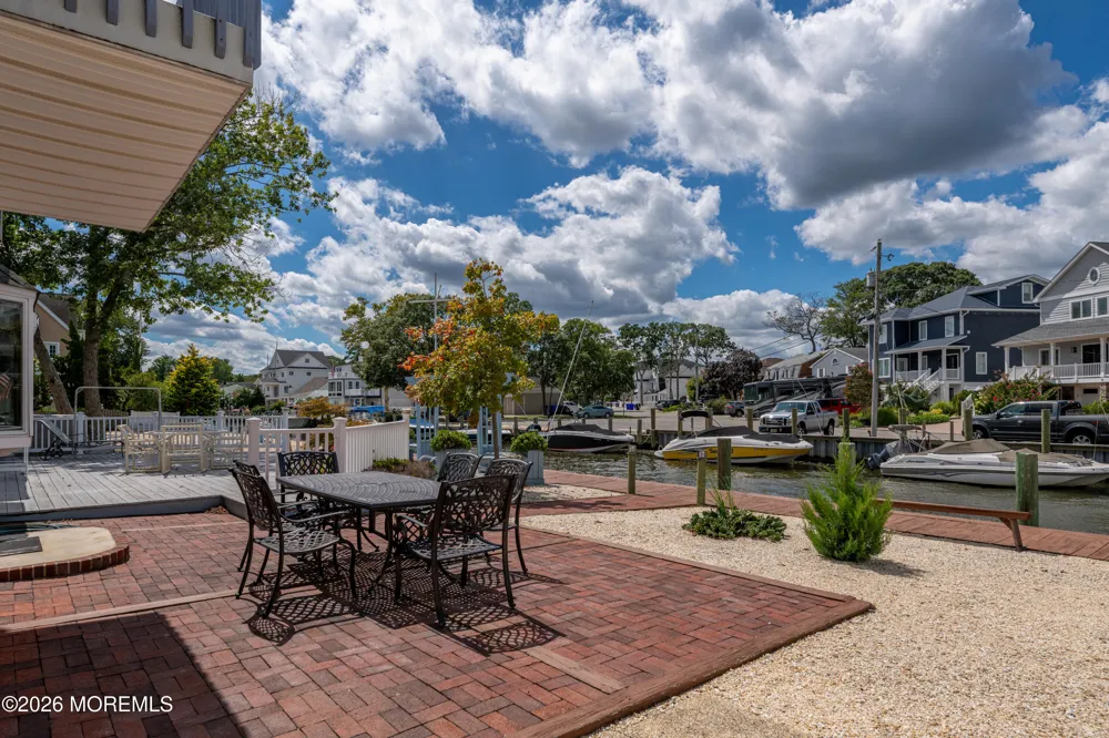 39 Lagoon Drive E Brick, NJ 08723
