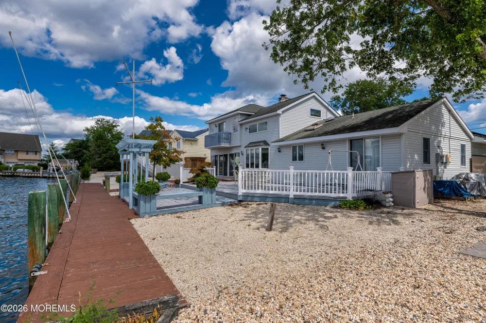 39 Lagoon Drive E Brick, NJ 08723