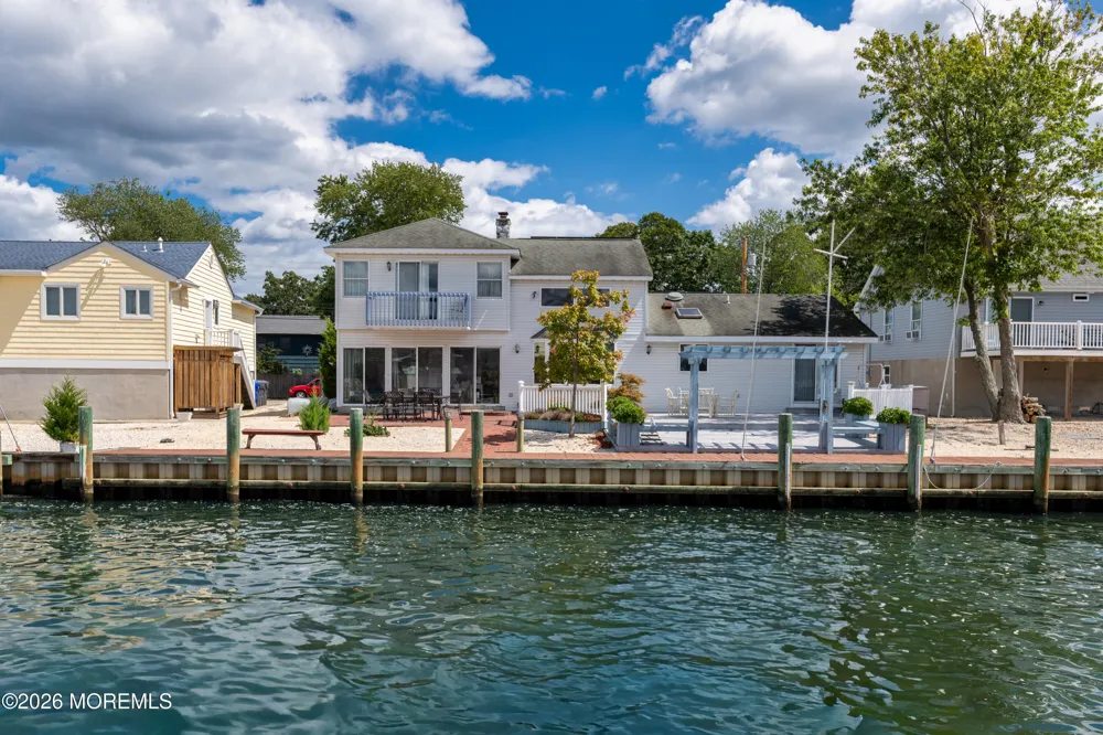 39 Lagoon Drive E Brick, NJ 08723