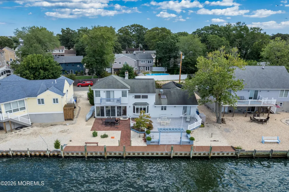 39 Lagoon Drive E Brick, NJ 08723