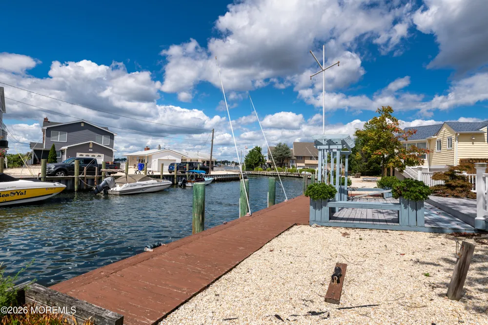 39 Lagoon Drive E Brick, NJ 08723