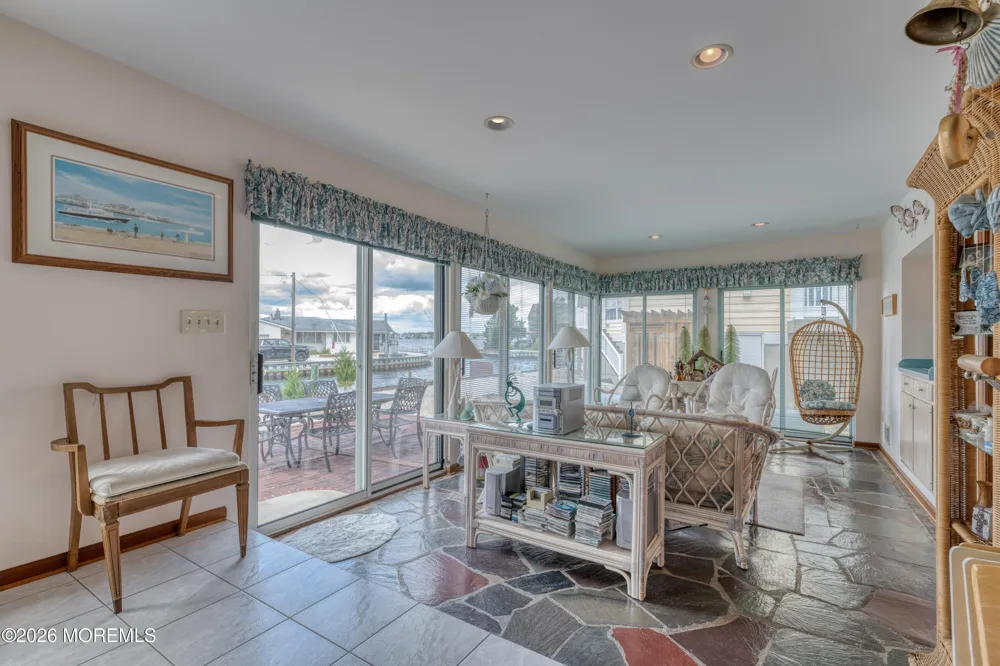 39 Lagoon Drive E Brick, NJ 08723