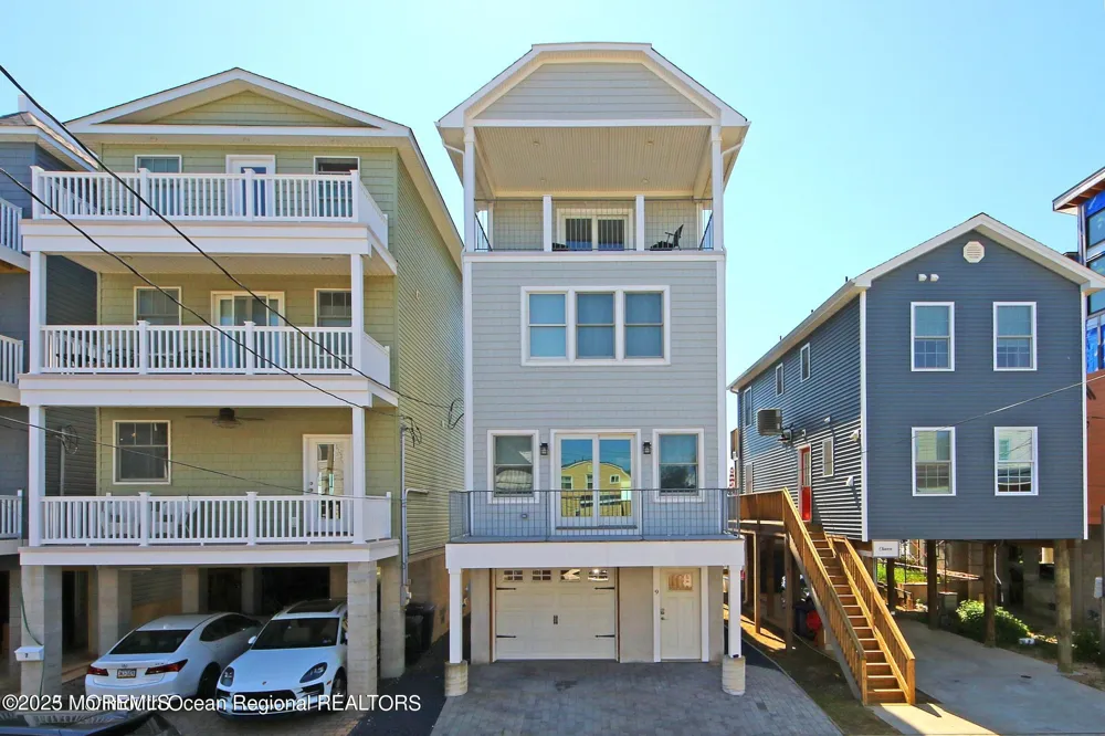 9 Sea Drift Avenue Highlands, NJ 07732