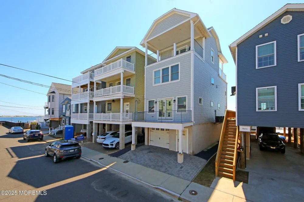 9 Sea Drift Avenue Highlands, NJ 07732