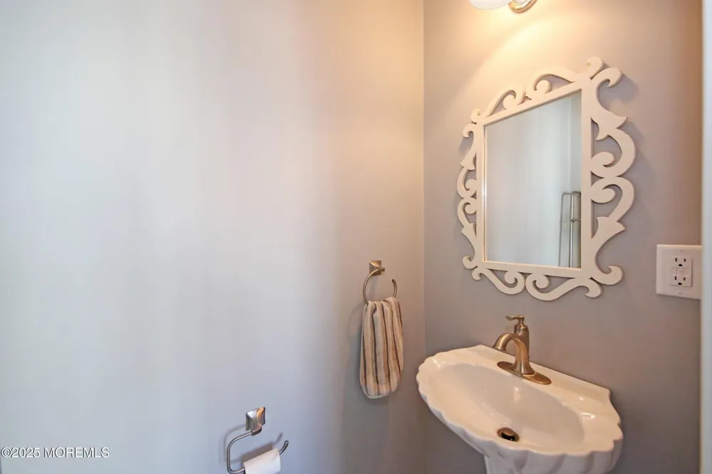 9 Sea Drift Avenue Highlands, NJ 07732