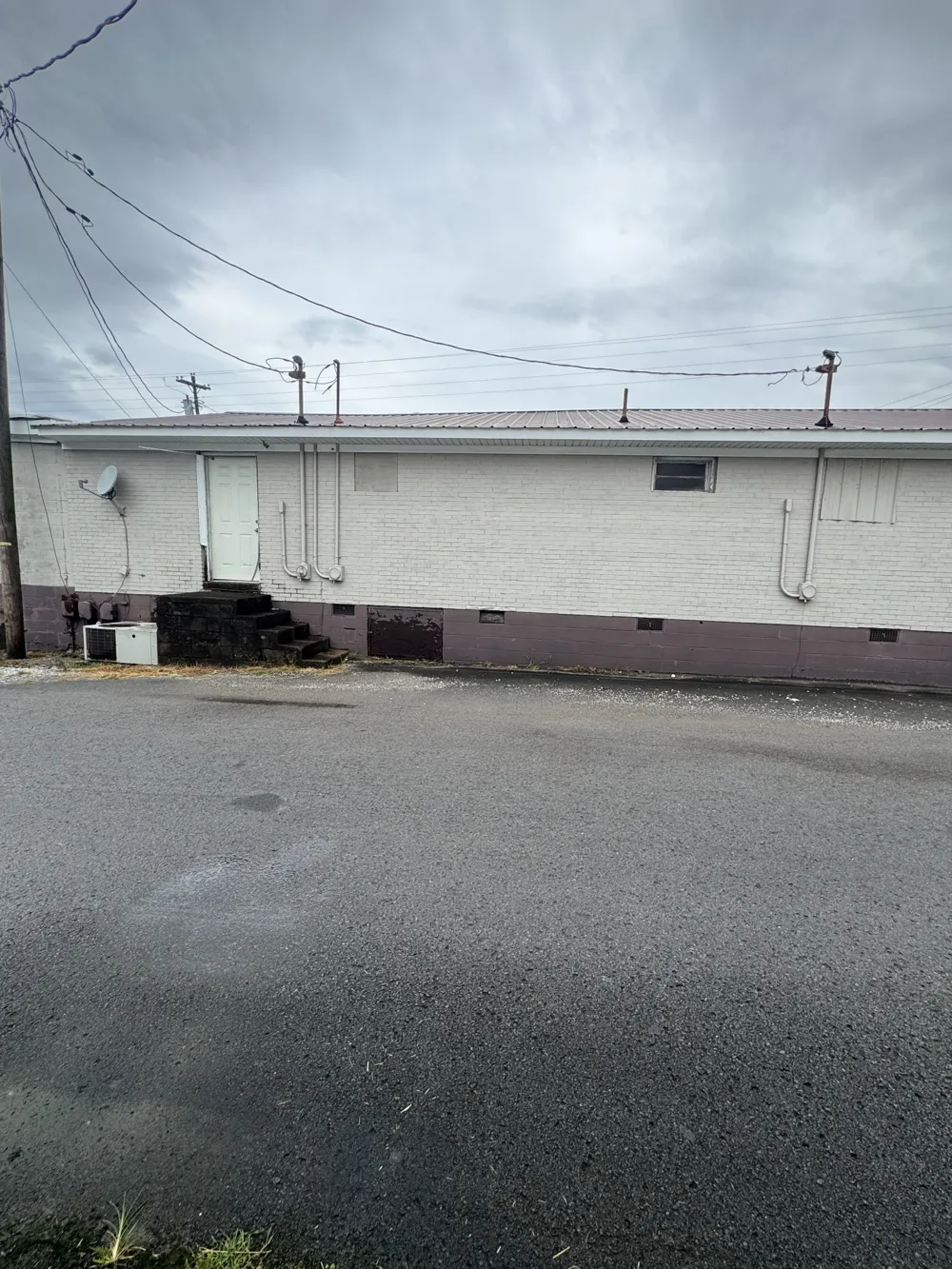 801 Scottsville Rd Lafayette, TN 37083