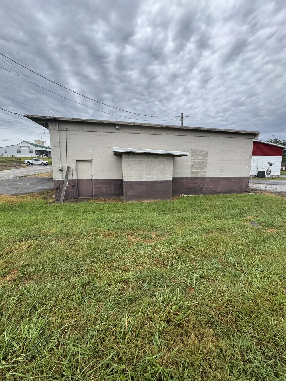801 Scottsville Rd Lafayette, TN 37083