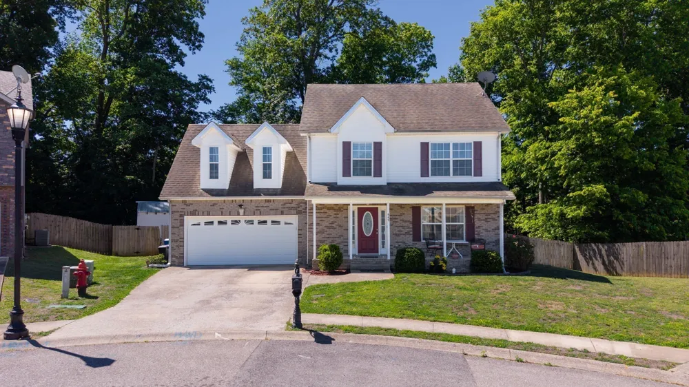 669 Wolfchase Ct Clarksville, TN 37042