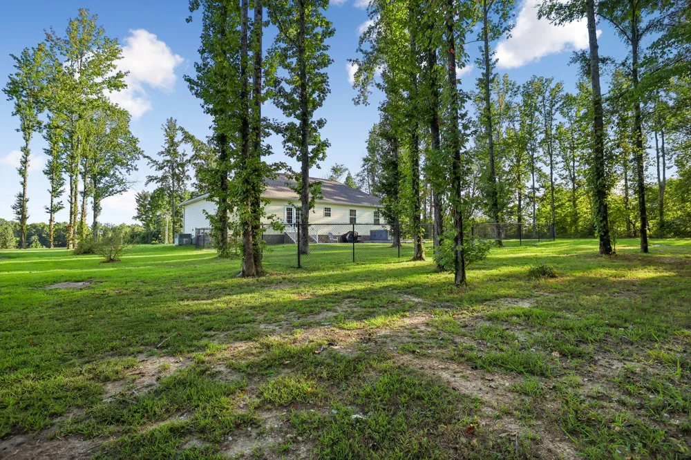 7485 McMinnville Hwy Morrison, TN 37357