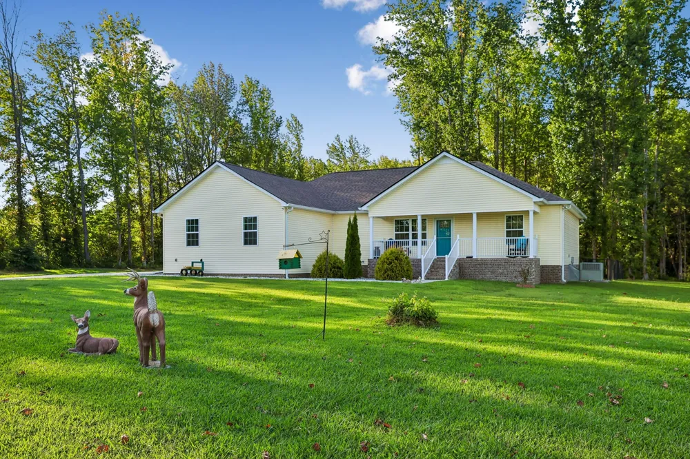 7485 McMinnville Hwy Morrison, TN 37357