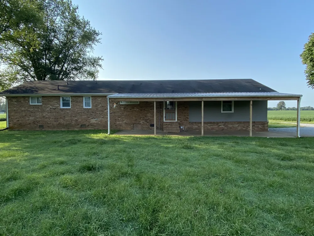 801 Webb Rd Clarksville, TN 37040