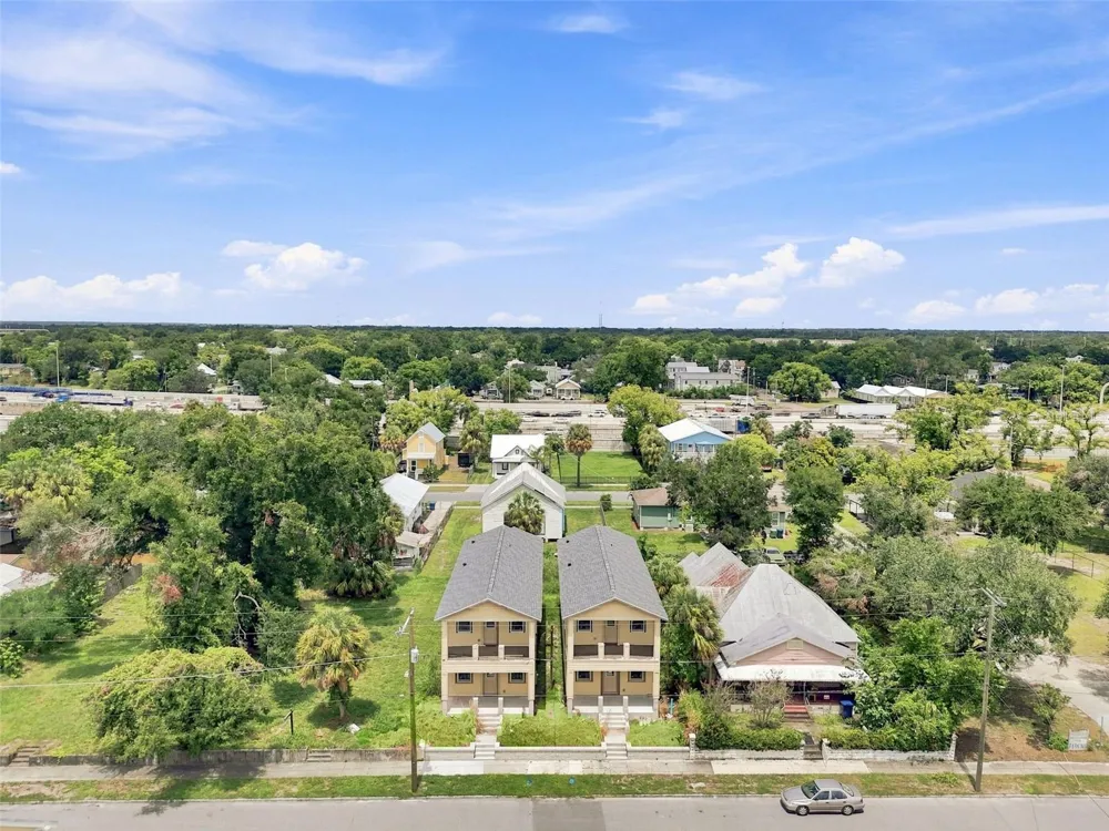 942 E 11TH AVENUE #1 Tampa, FL 33605
