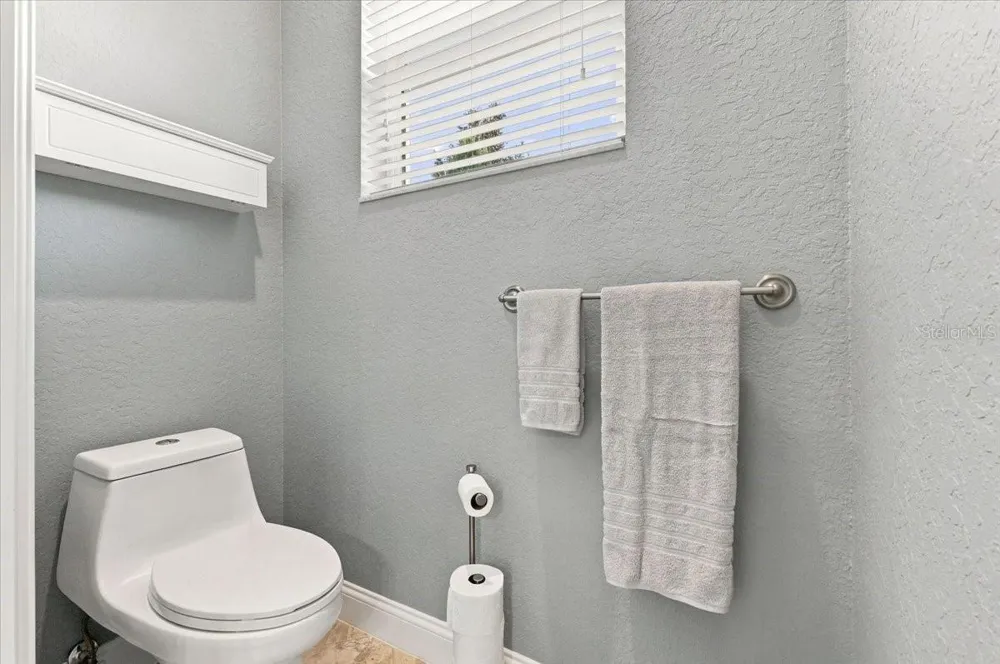 194 LAYNEWADE ROAD Polk City, FL 33868