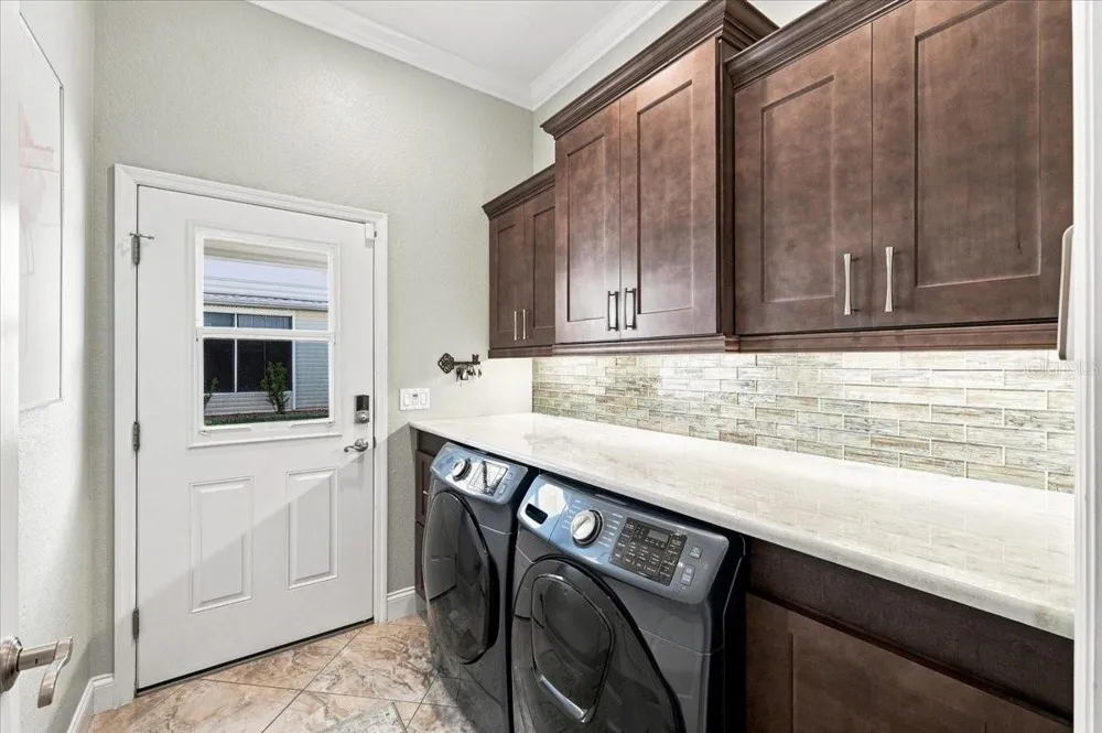 194 LAYNEWADE ROAD Polk City, FL 33868