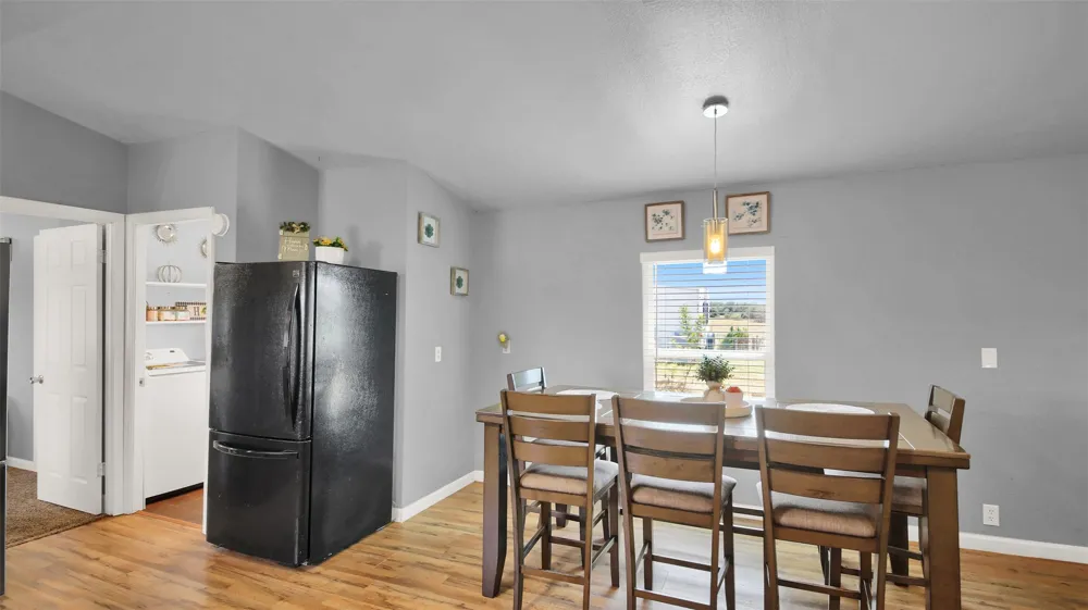599 Rocky Lane Luling, TX 78648