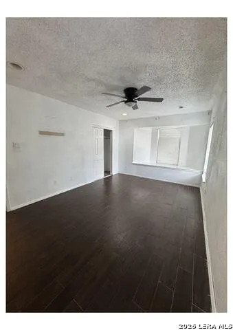 9611 SIMPLICITY DR San Antonio, TX 78245