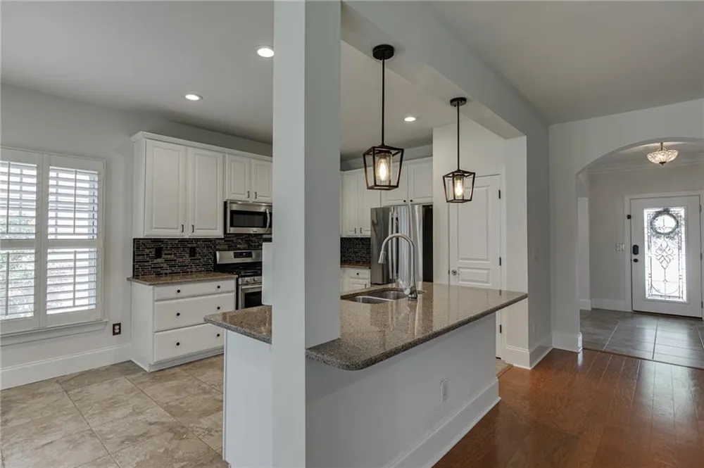 7823 Keepsake Lane Flowery Branch, GA 30542