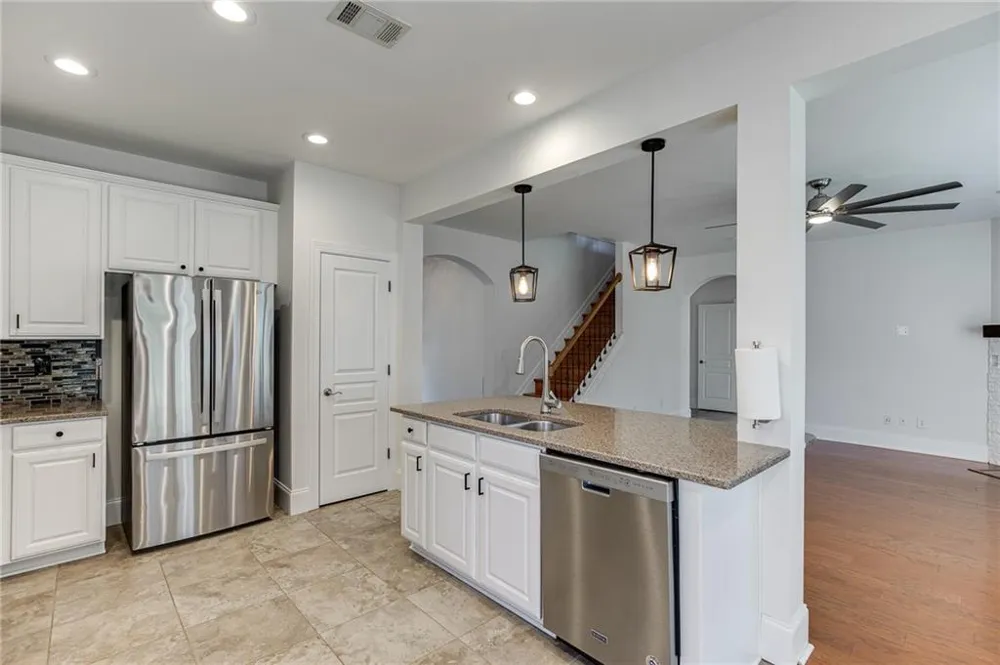 7823 Keepsake Lane Flowery Branch, GA 30542