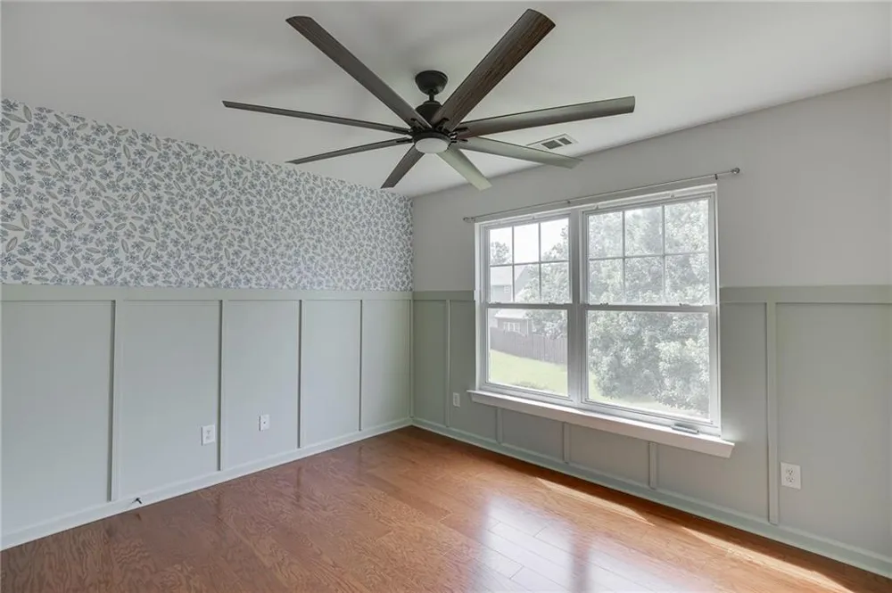 7823 Keepsake Lane Flowery Branch, GA 30542