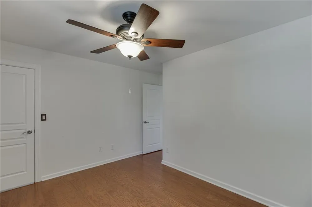 7823 Keepsake Lane Flowery Branch, GA 30542