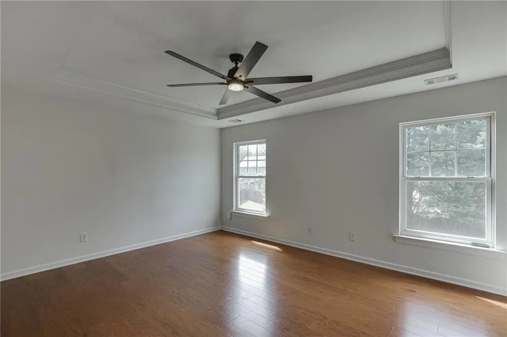 7823 Keepsake Lane Flowery Branch, GA 30542