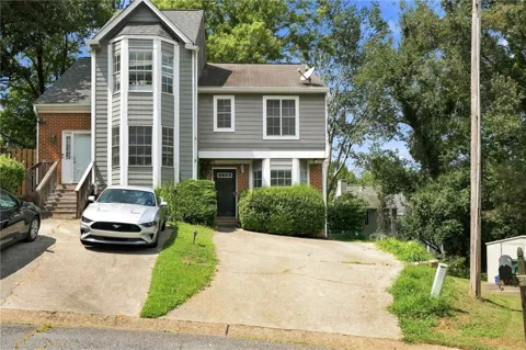 5021 David Place