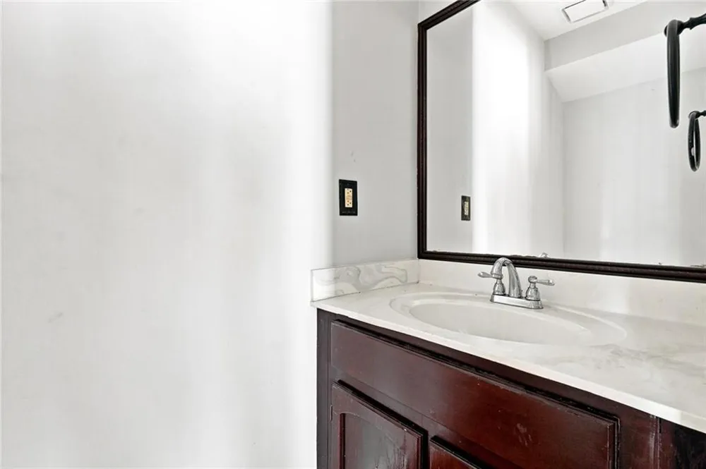 5021 David Place Smyrna, GA 30082