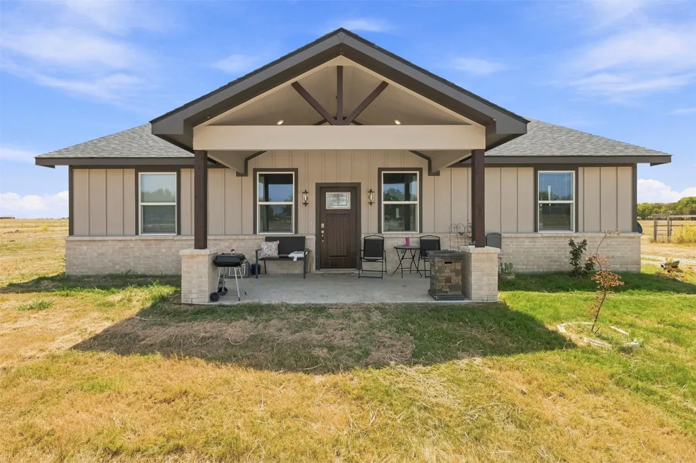 770 Section House Road Ennis, TX 75119