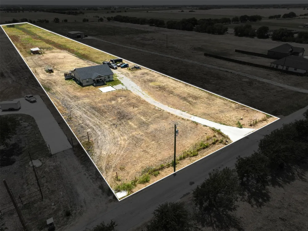 770 Section House Road Ennis, TX 75119