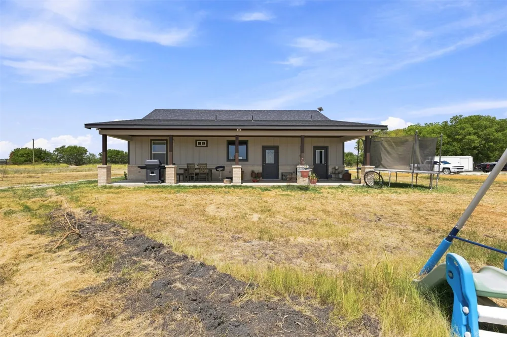 770 Section House Road Ennis, TX 75119
