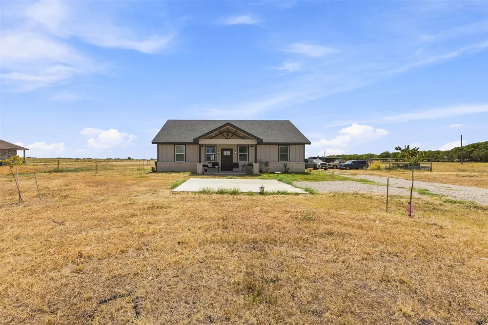 770 Section House Road Ennis, TX 75119
