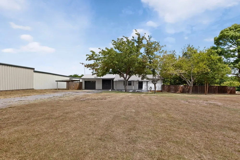 6138 W Interstate 30 Royse City, TX 75189