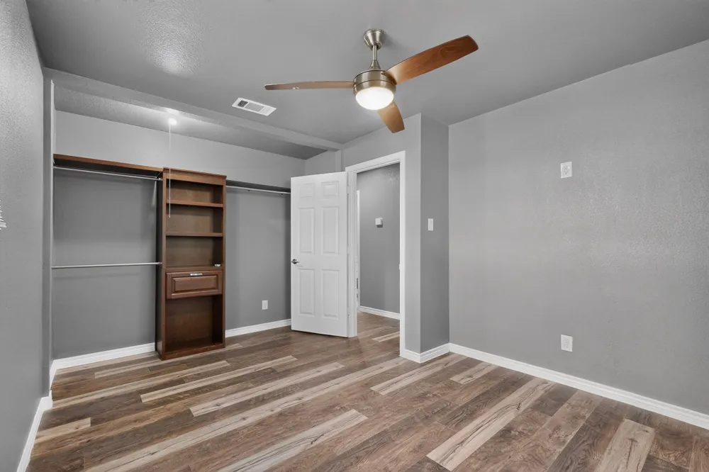 6138 W Interstate 30 Royse City, TX 75189